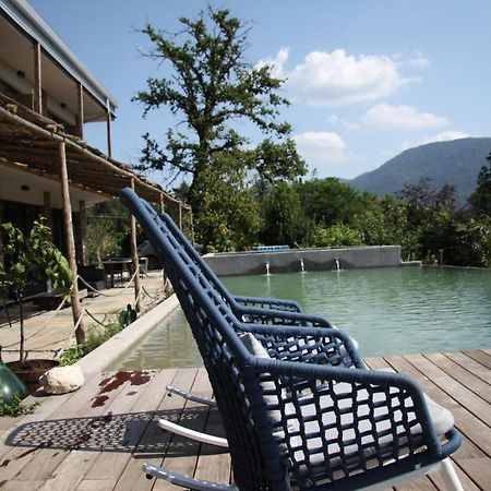 Agriturismo Voeuja Lago Maggiore Luino Exteriör bild